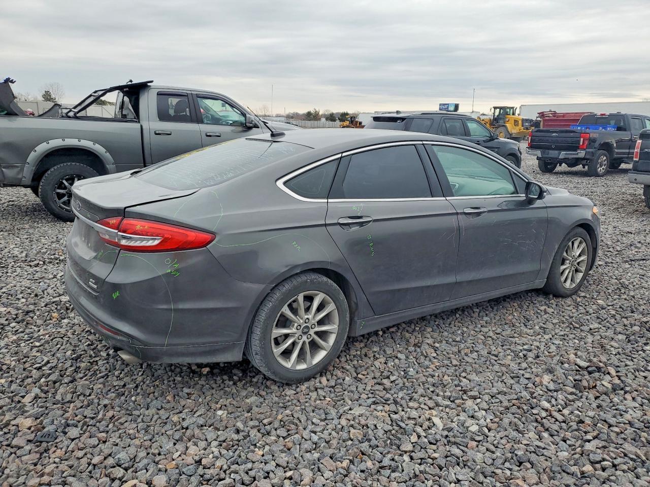2017 FORD FUSION SE photo 7