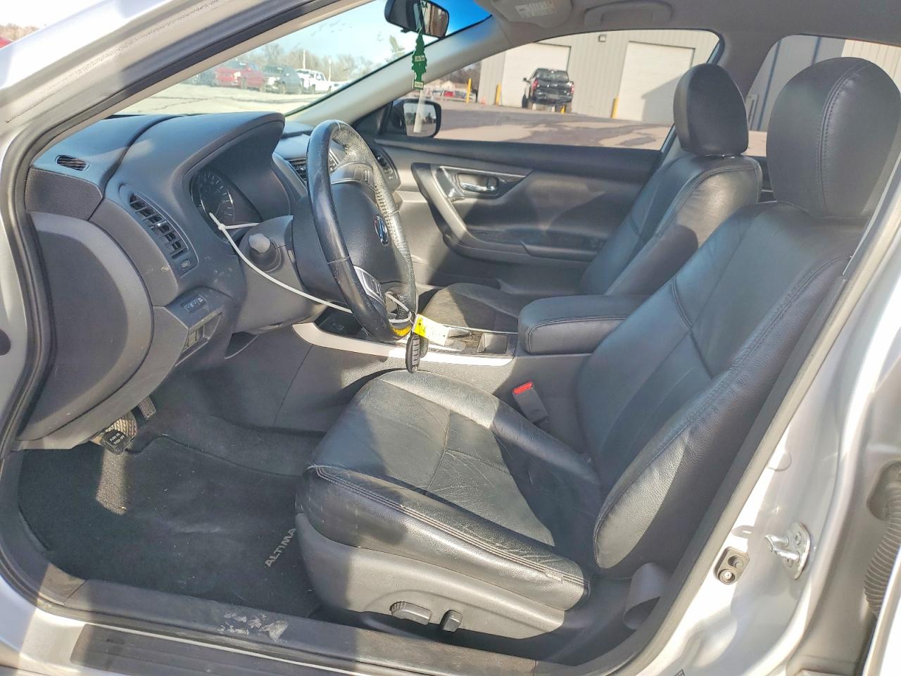 2014 NISSAN ALTIMA 2.5 SV photo 13