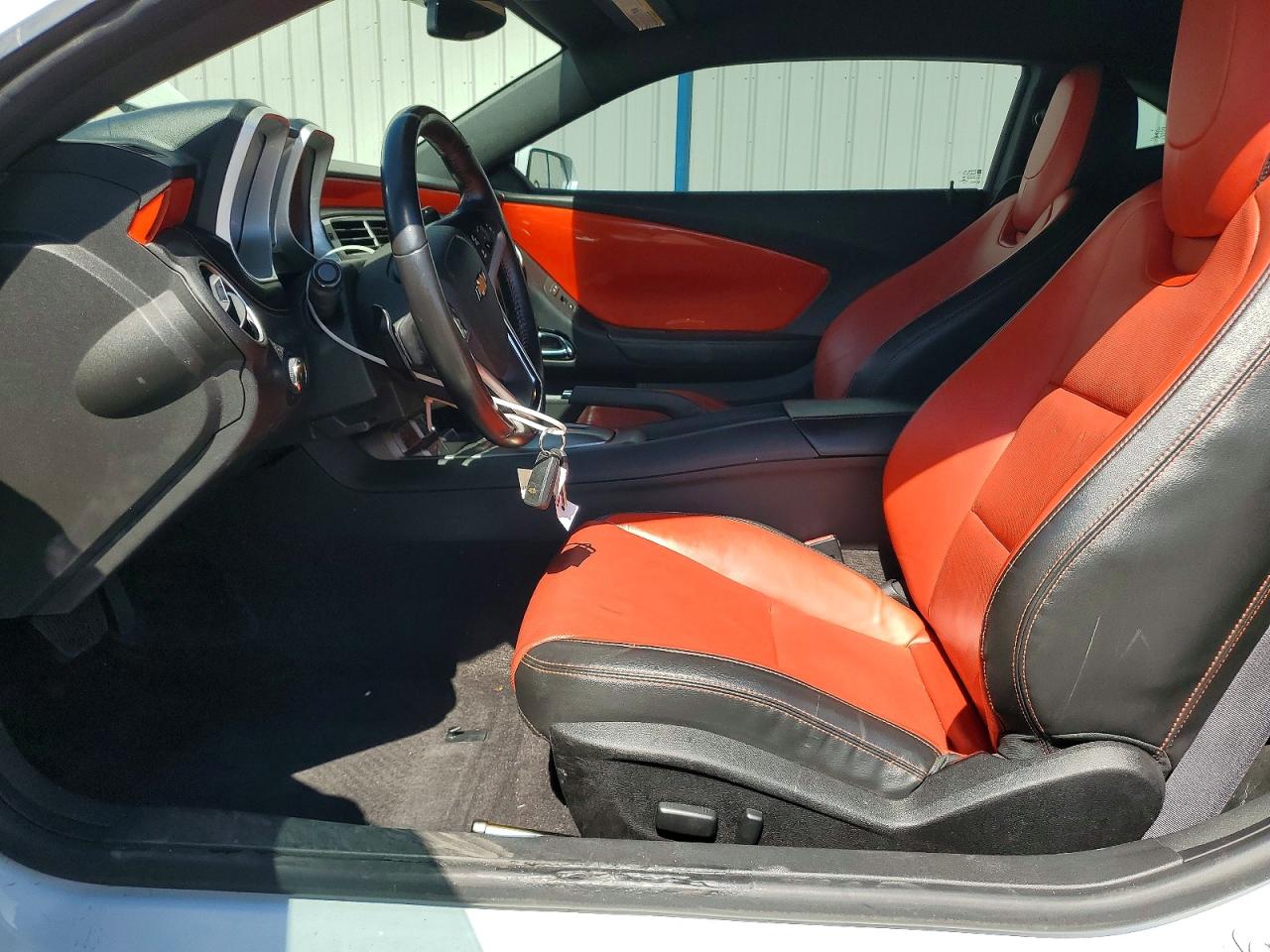 2015 CHEVROLET CAMARO LT photo 19