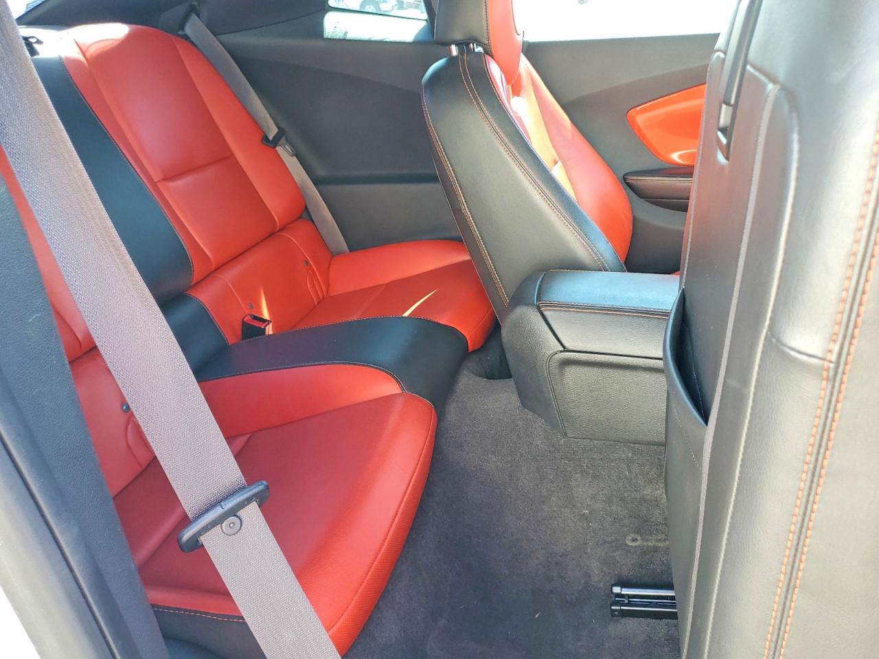 2015 CHEVROLET CAMARO LT photo 28