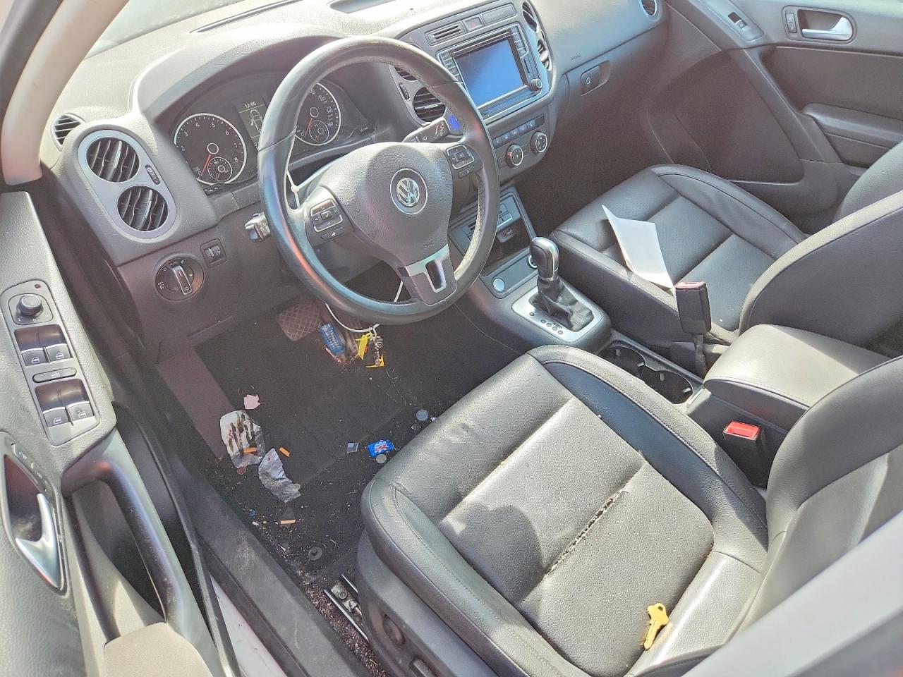 2016 VOLKSWAGEN TIGUAN S photo 22