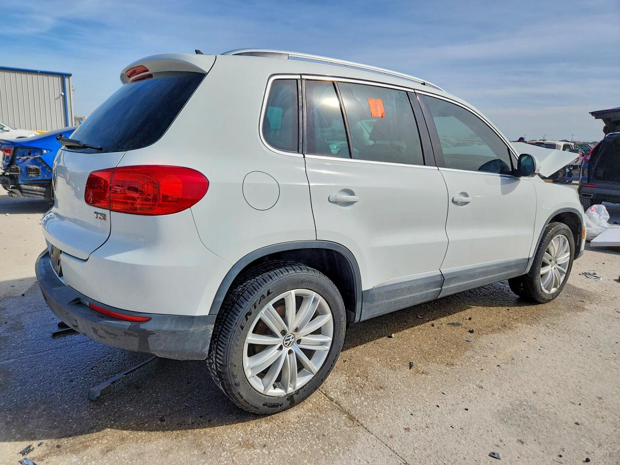 2016 VOLKSWAGEN TIGUAN S photo 7