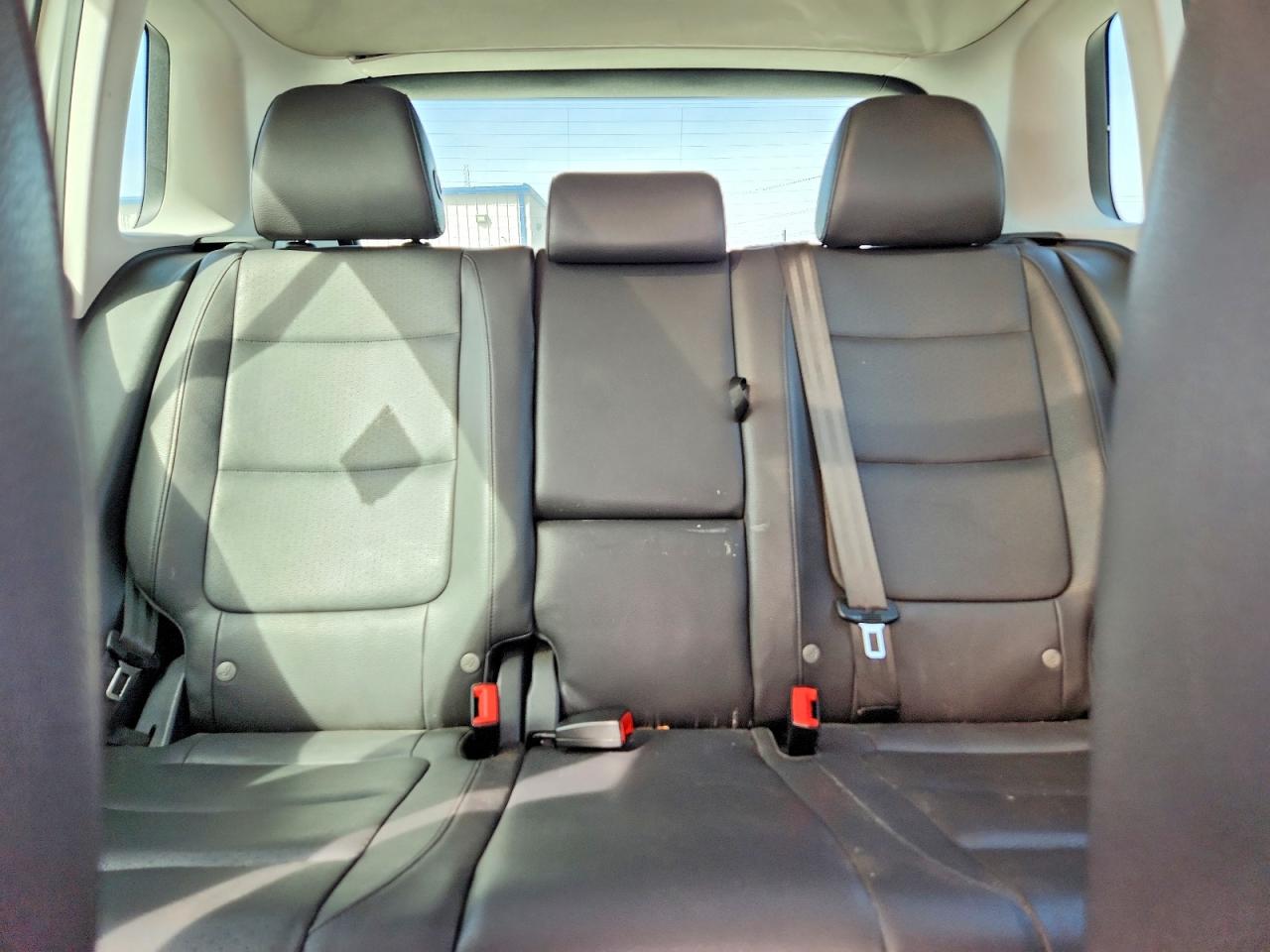 2016 VOLKSWAGEN TIGUAN S photo 28