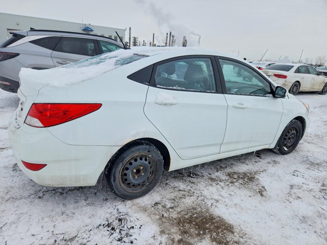 2012 HYUNDAI ACCENT GLS photo 3