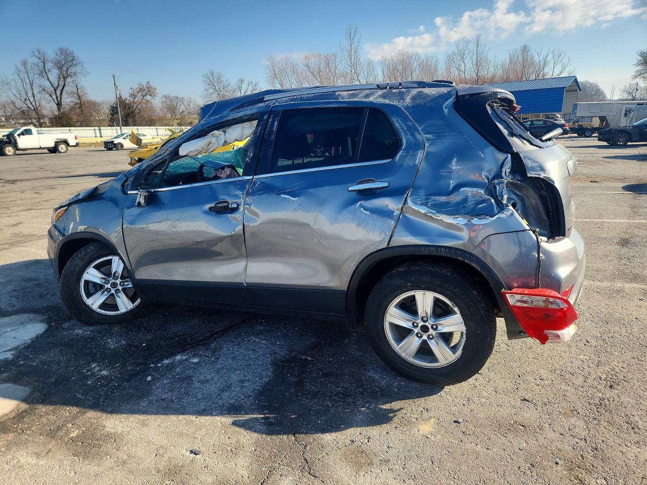 2019 CHEVROLET TRAX 1LT photo 3