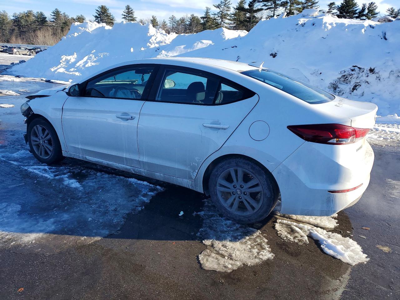 2018 HYUNDAI ELANTRA SEL photo 3