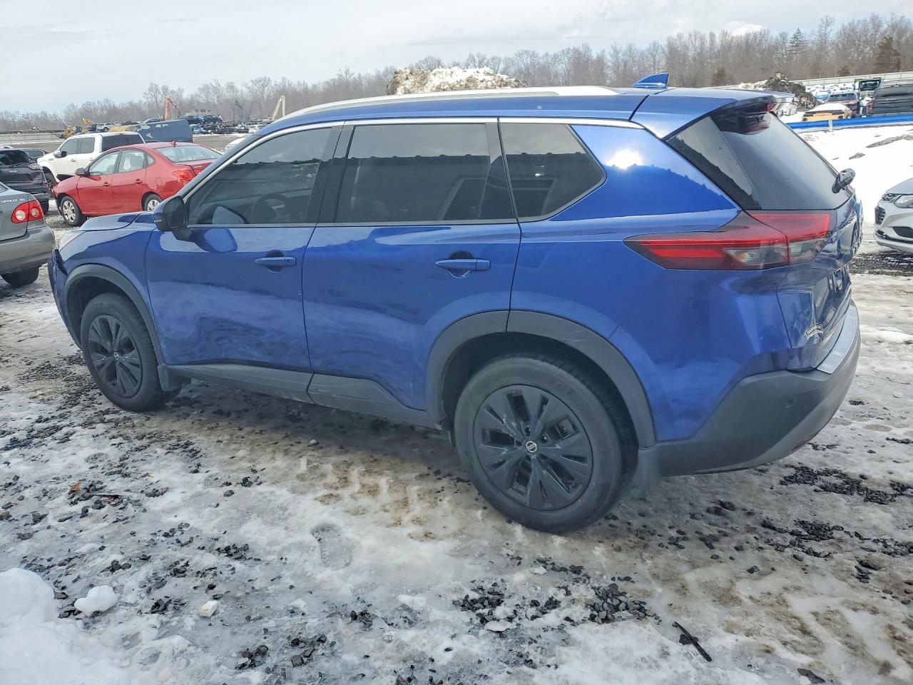 2021 NISSAN ROGUE SV photo 4