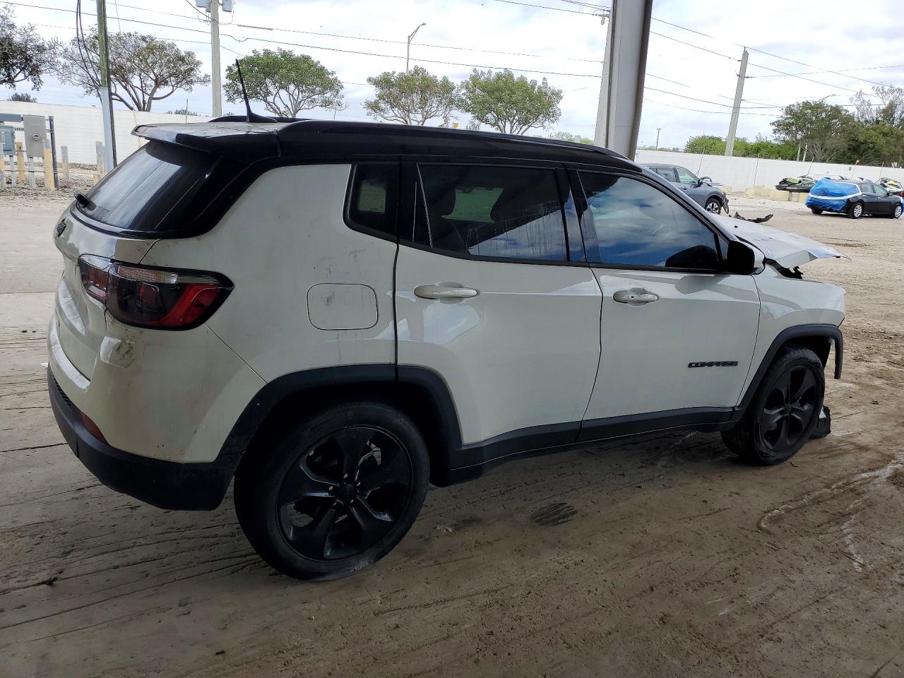 2021 JEEP COMPASS LATITUDE photo 3