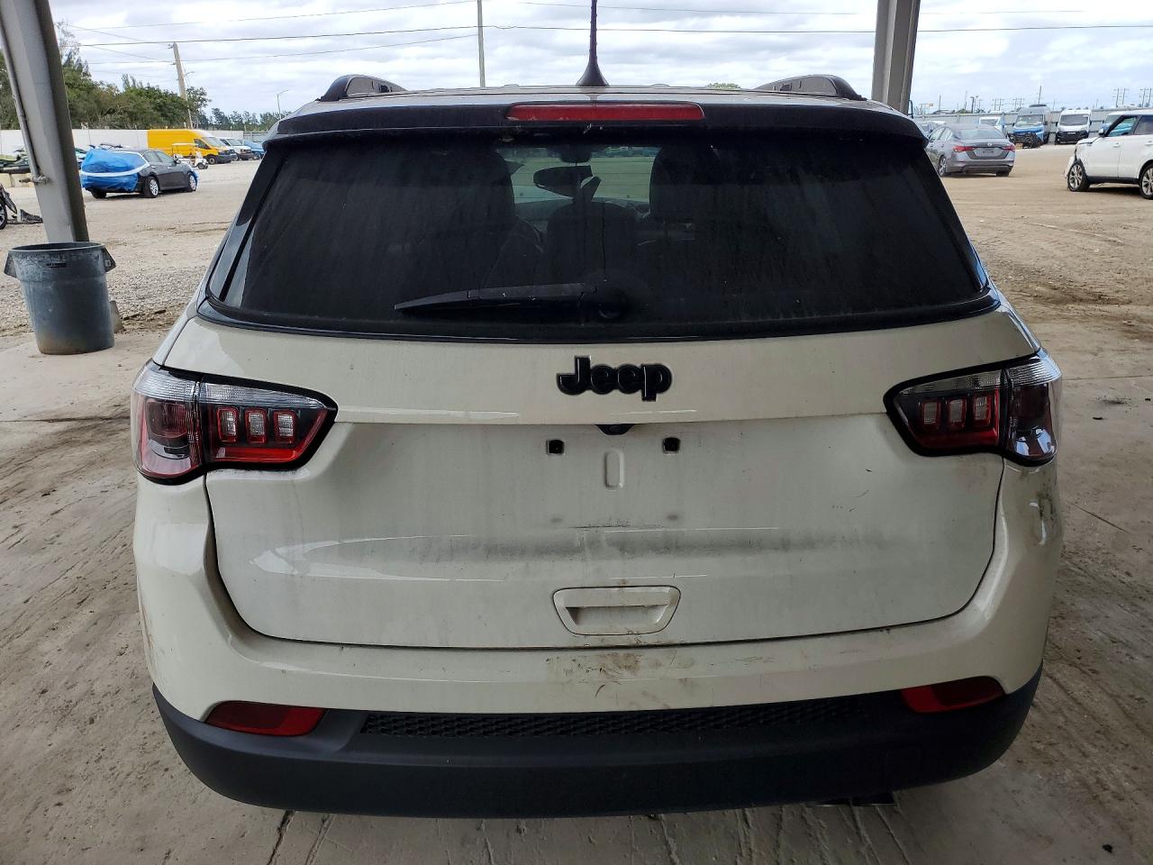 2021 JEEP COMPASS LATITUDE photo 6