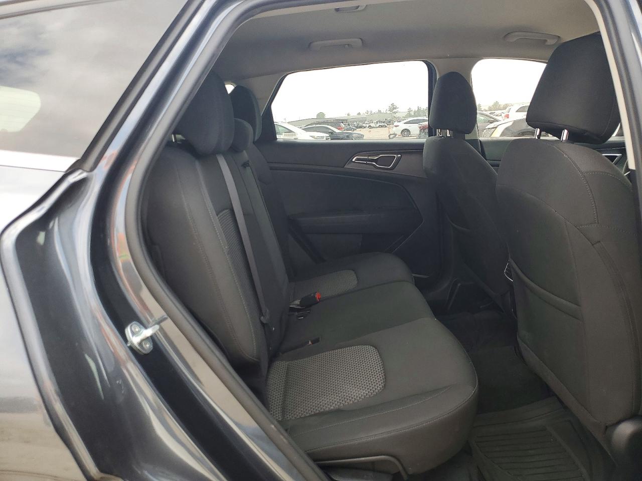 2023 KIA SPORTAGE LX photo 11