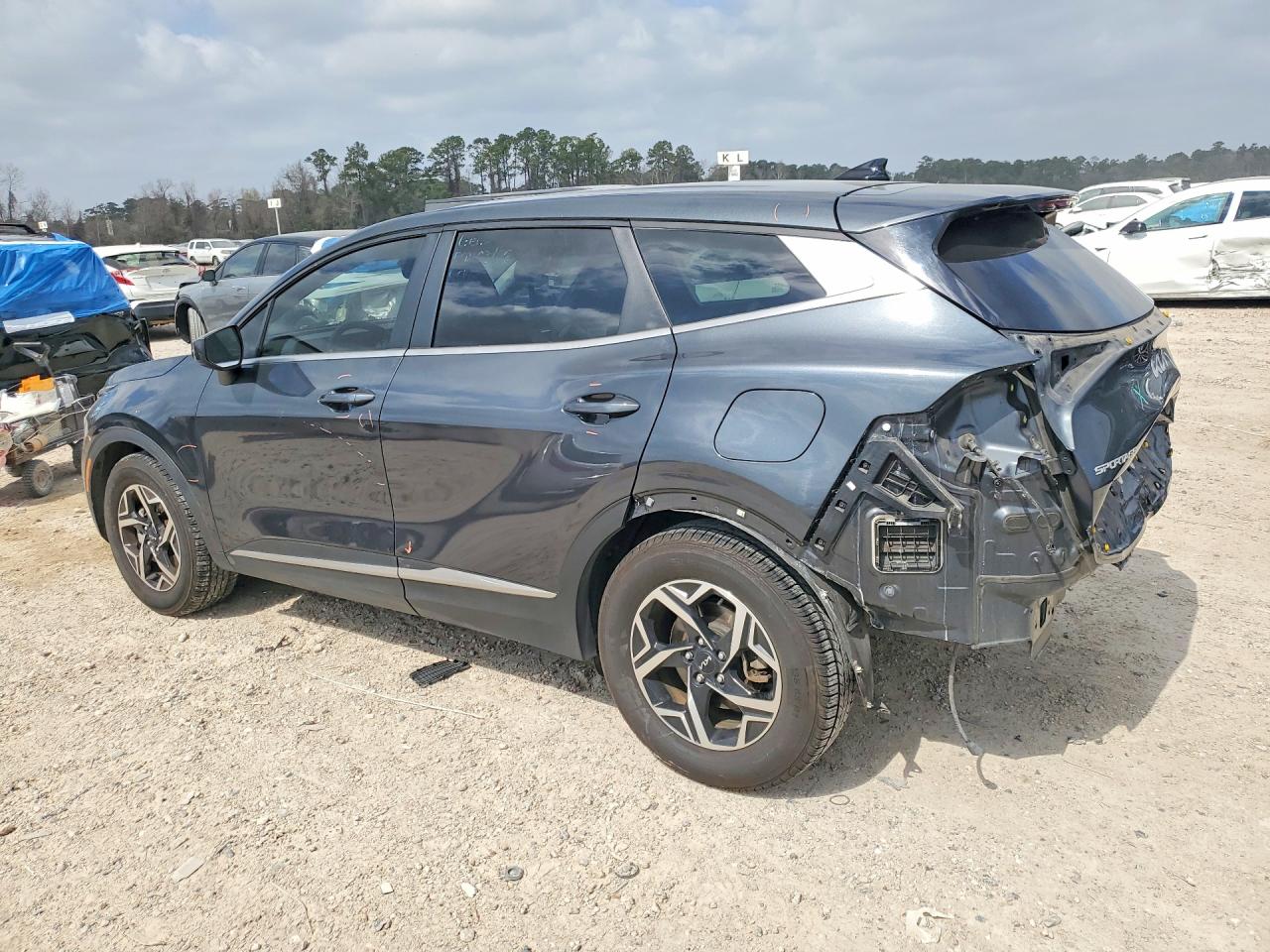 2023 KIA SPORTAGE LX photo 2