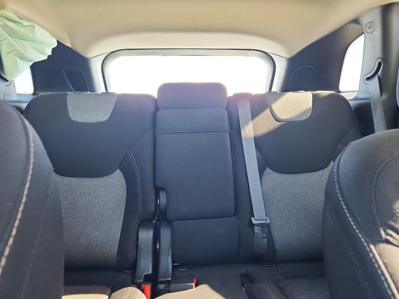 2018 JEEP CHEROKEE photo 19