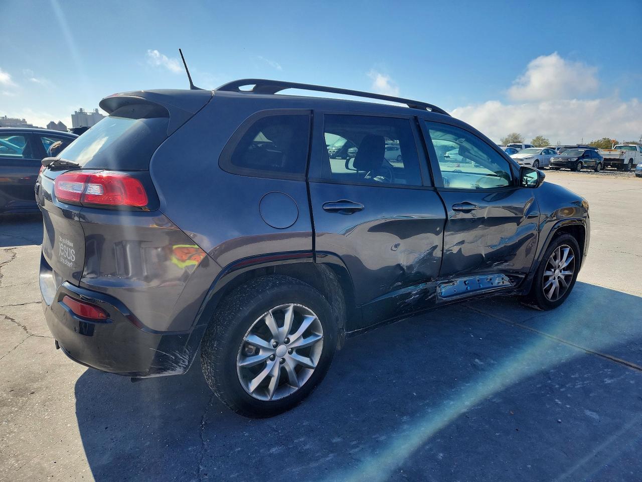 2018 JEEP CHEROKEE photo 5