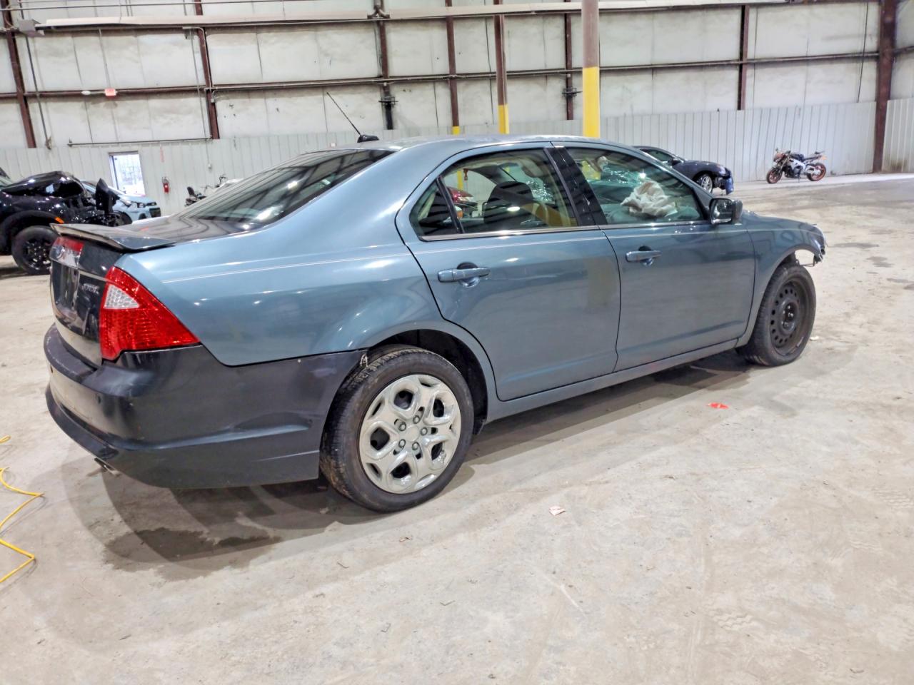 2011 FORD FUSION SE photo 5