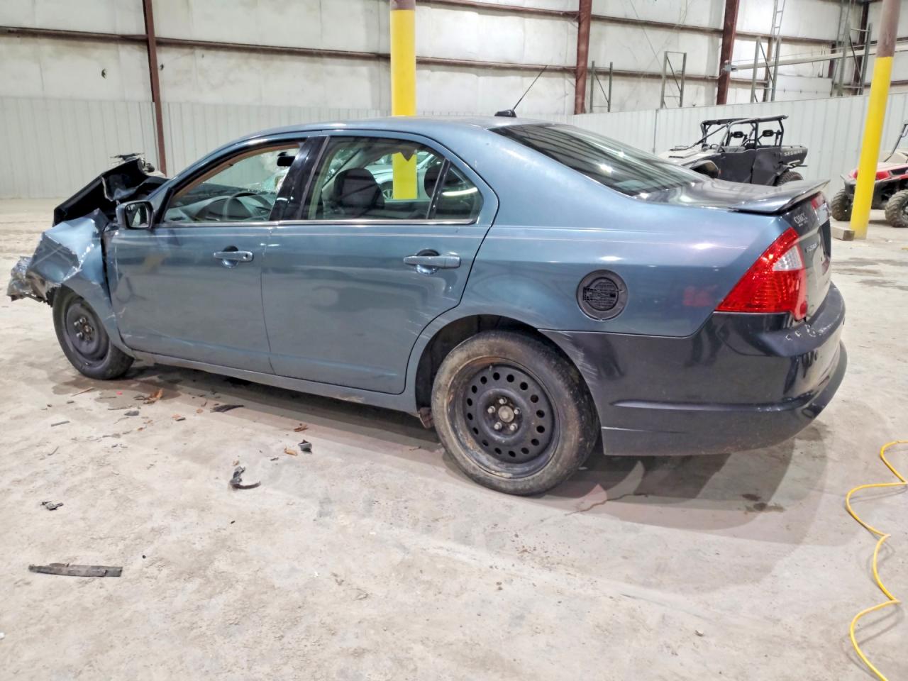 2011 FORD FUSION SE photo 3