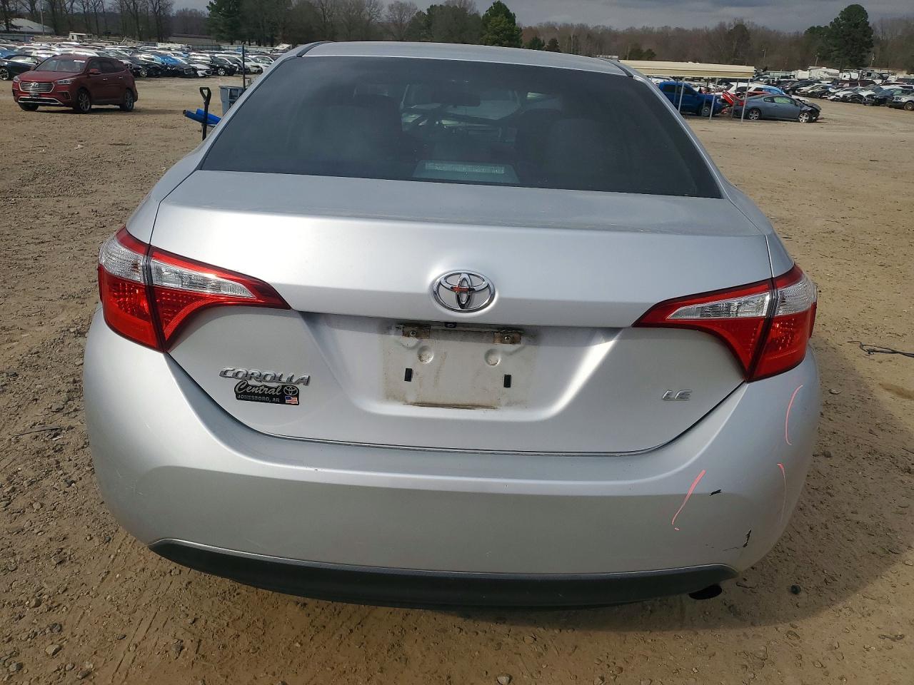 2016 TOYOTA COROLLA LE photo 6