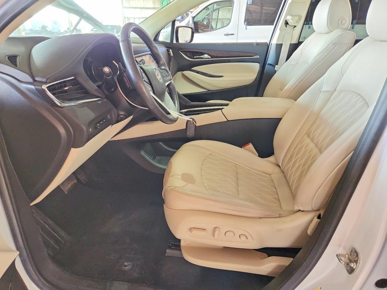 2022 BUICK ENCLAVE AVENIR photo 7