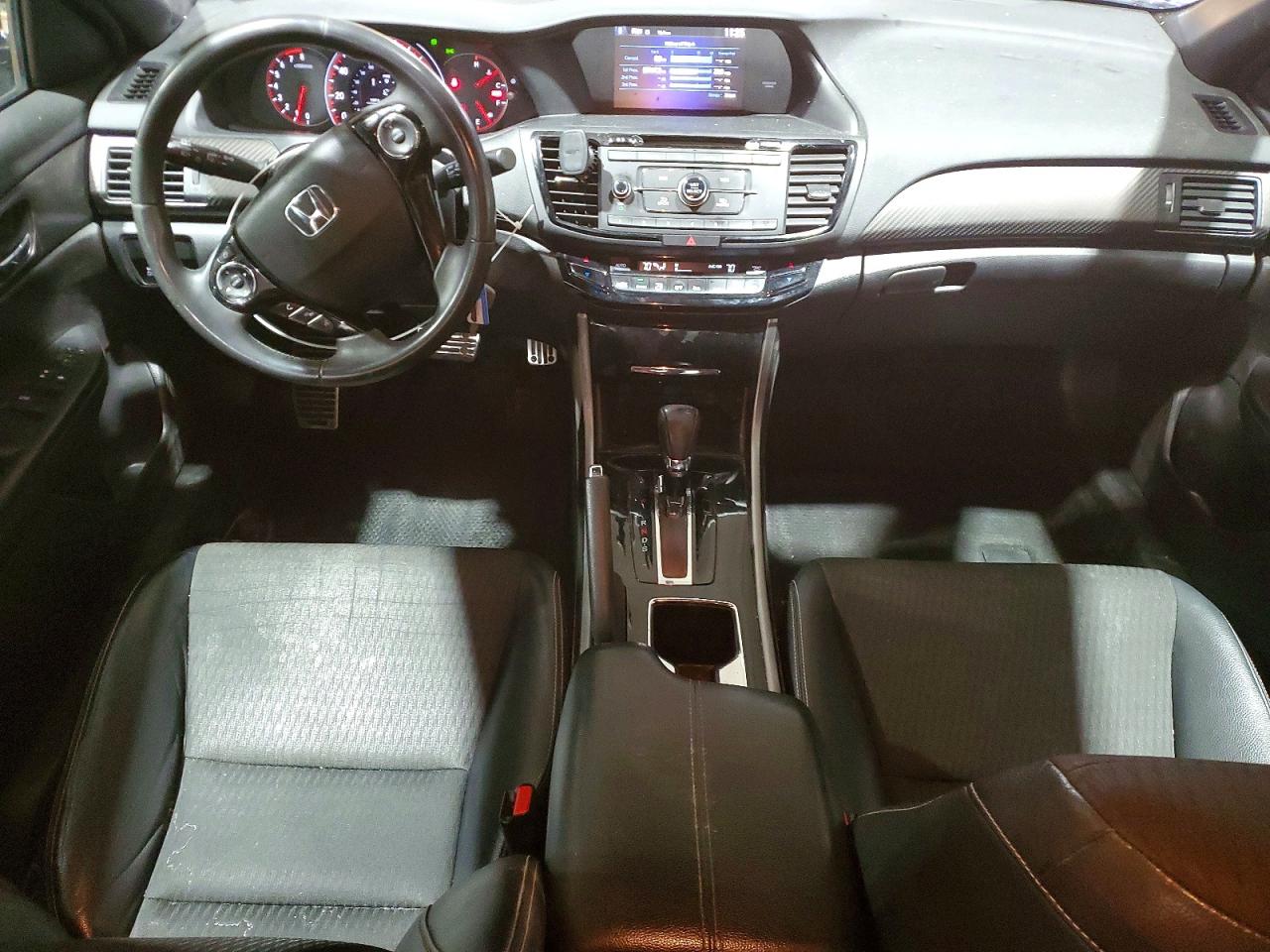 2017 HONDA ACCORD SPORT photo 15