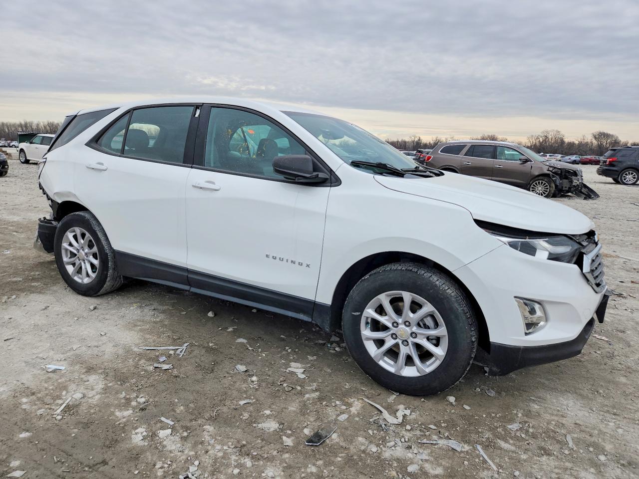 2019 CHEVROLET EQUINOX LS photo 4