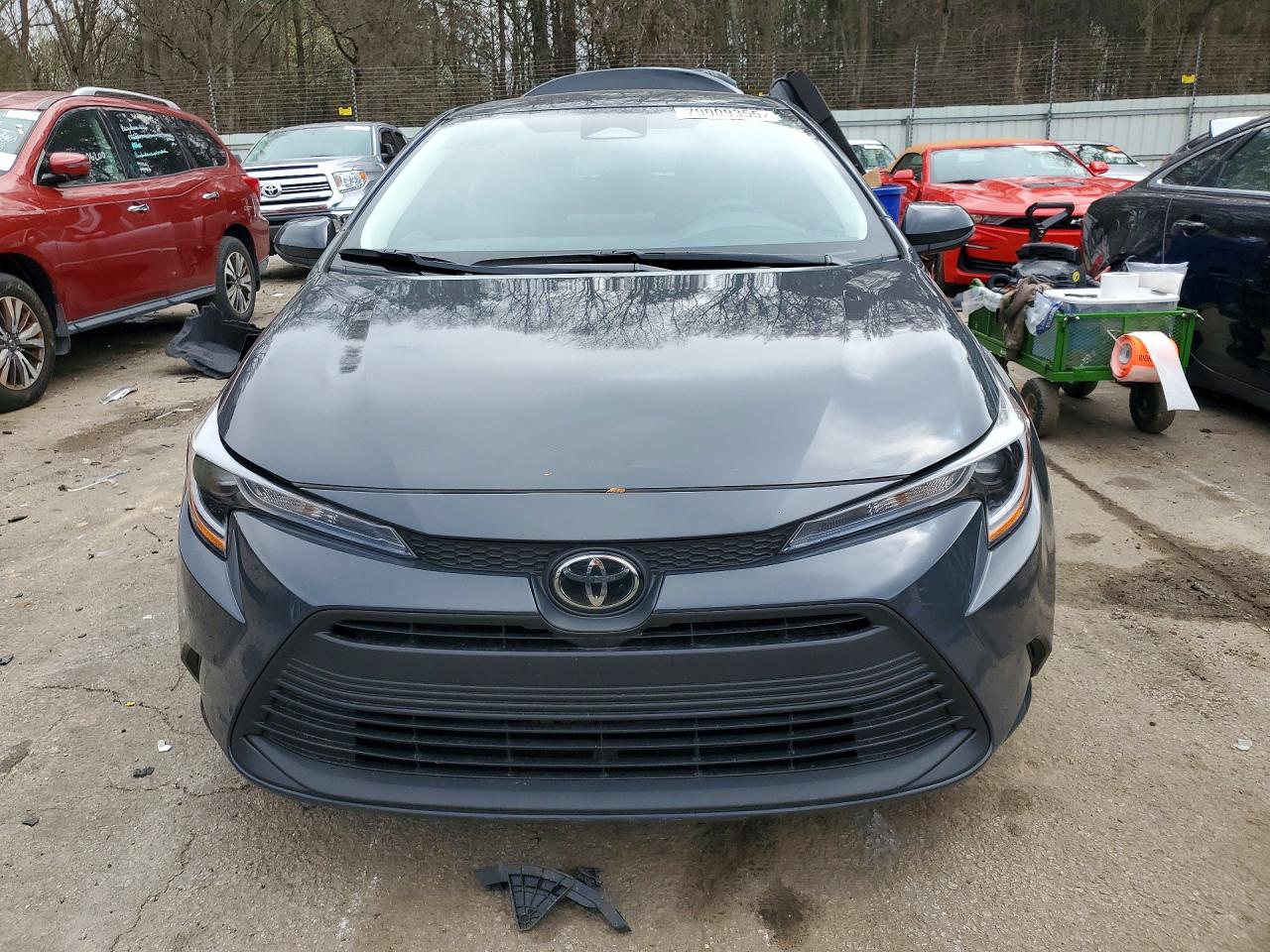 2025 TOYOTA COROLLA LE photo 5