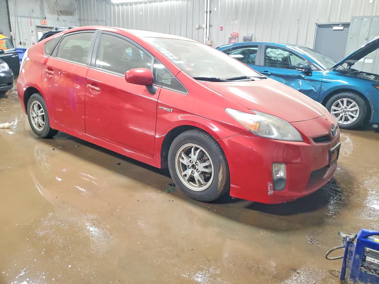 2011 TOYOTA PRIUS TWO photo 7