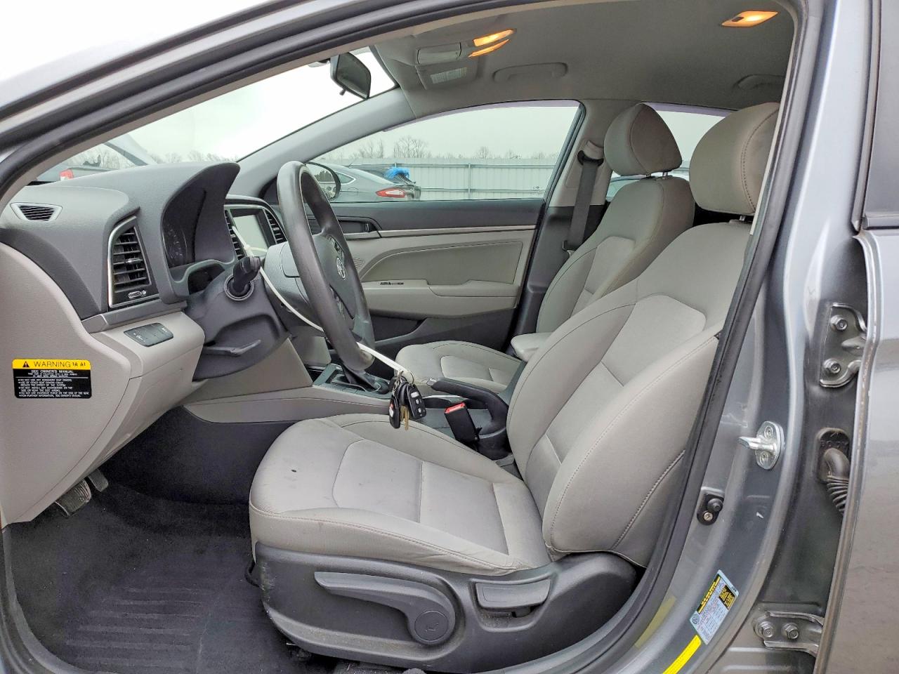 2017 HYUNDAI ELANTRA SE photo 7