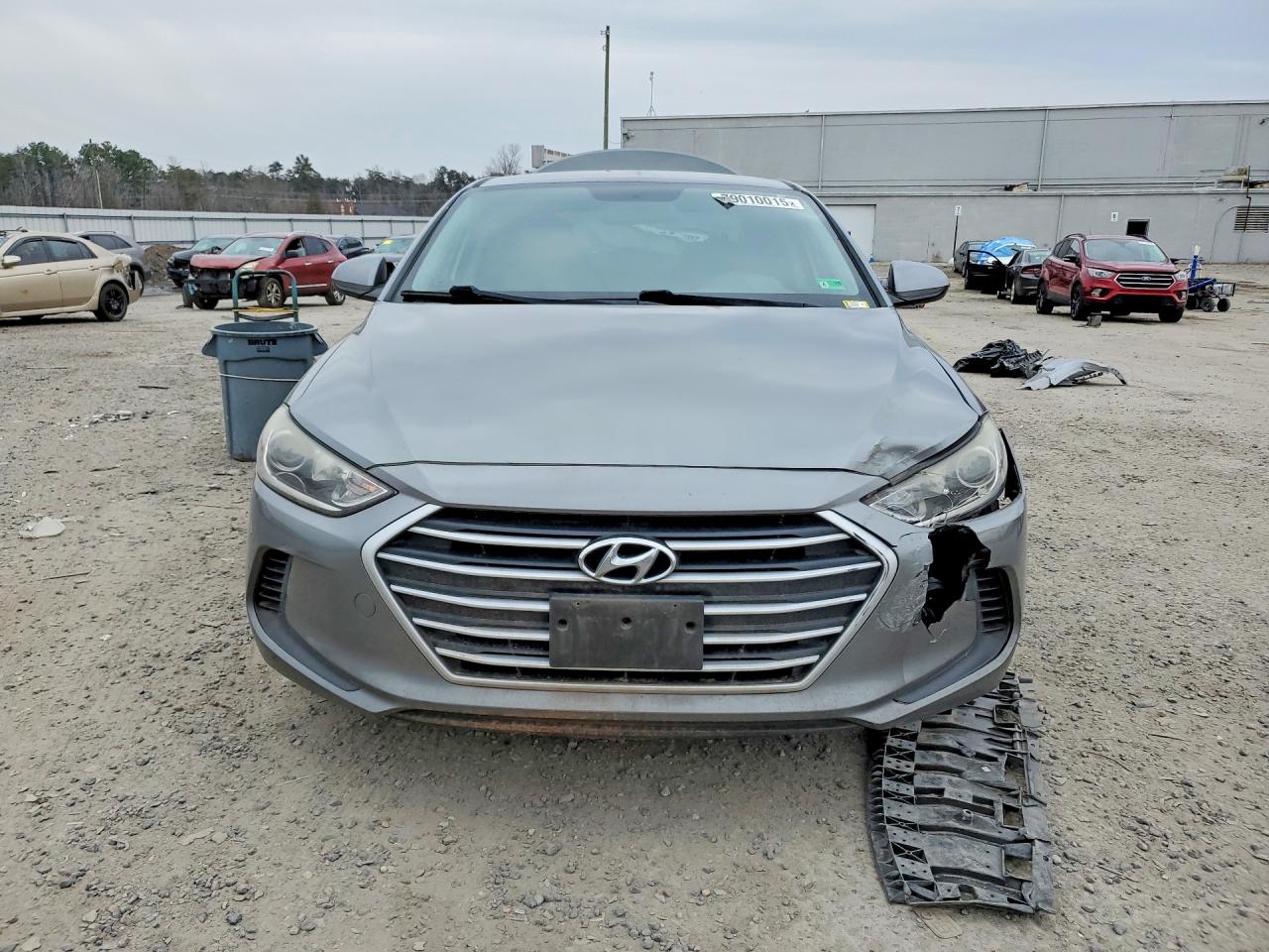 2017 HYUNDAI ELANTRA SE photo 5