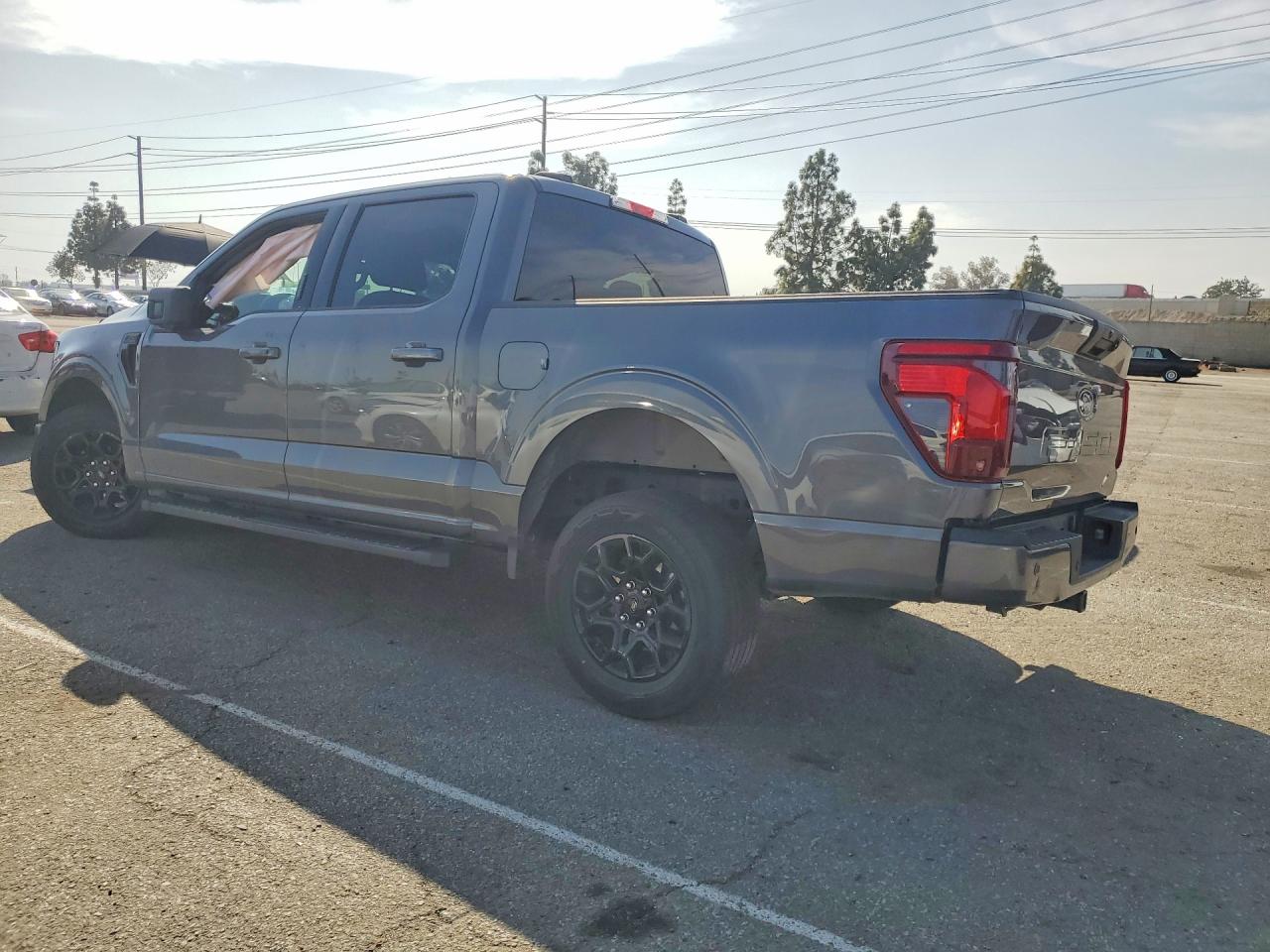 2024 FORD F150 XLT photo 4
