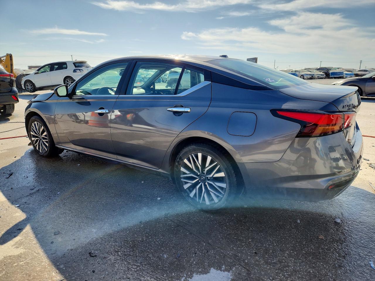 2024 NISSAN ALTIMA 2.5 SV photo 4