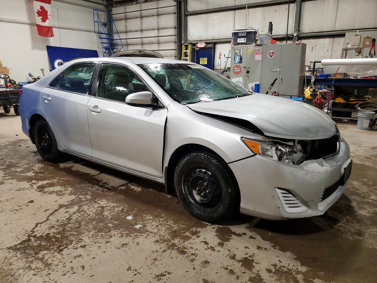 2012 TOYOTA CAMRY L photo 4