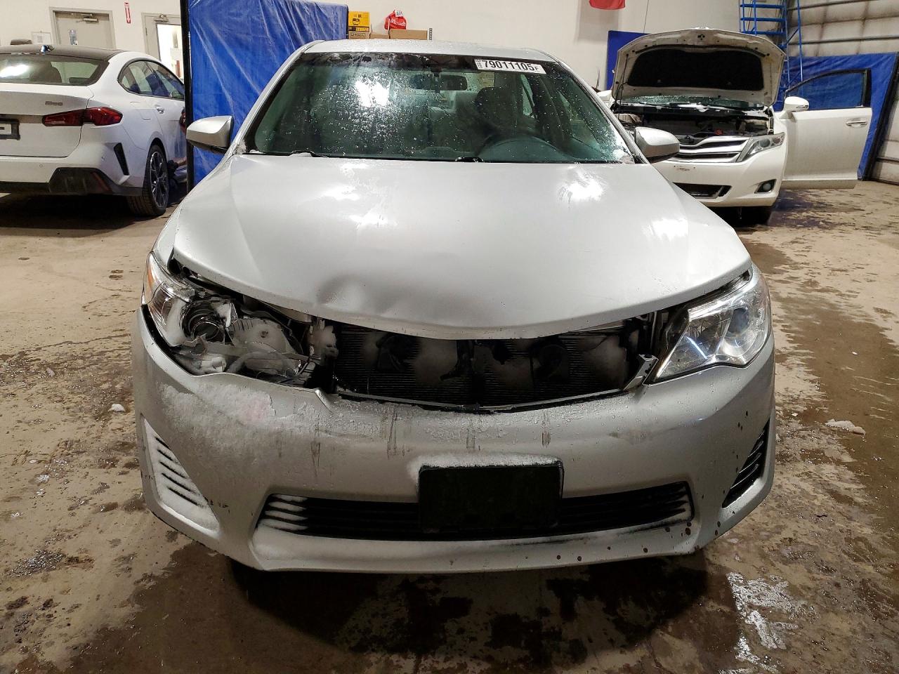2012 TOYOTA CAMRY L photo 5