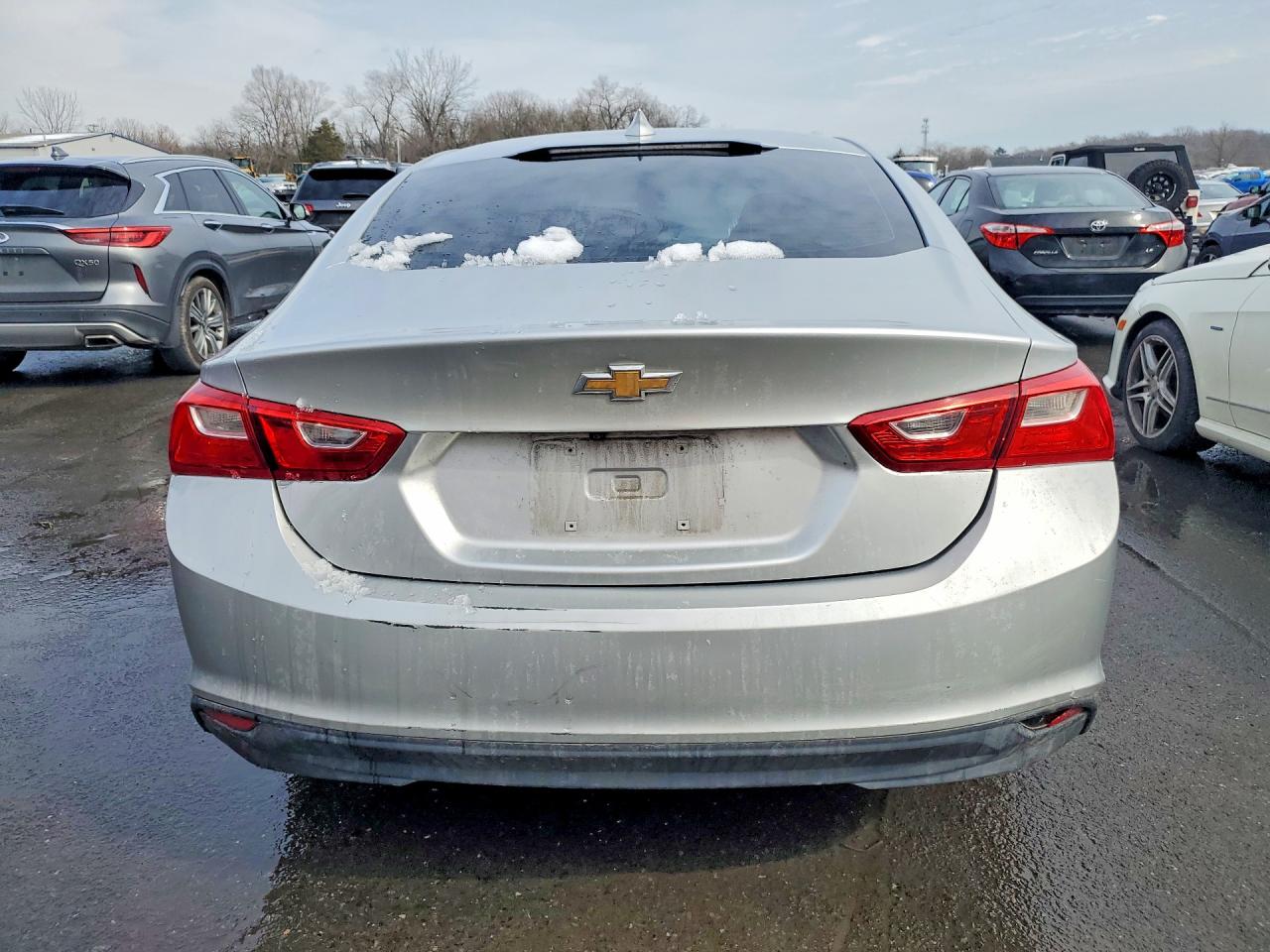 2018 CHEVROLET MALIBU LT photo 11