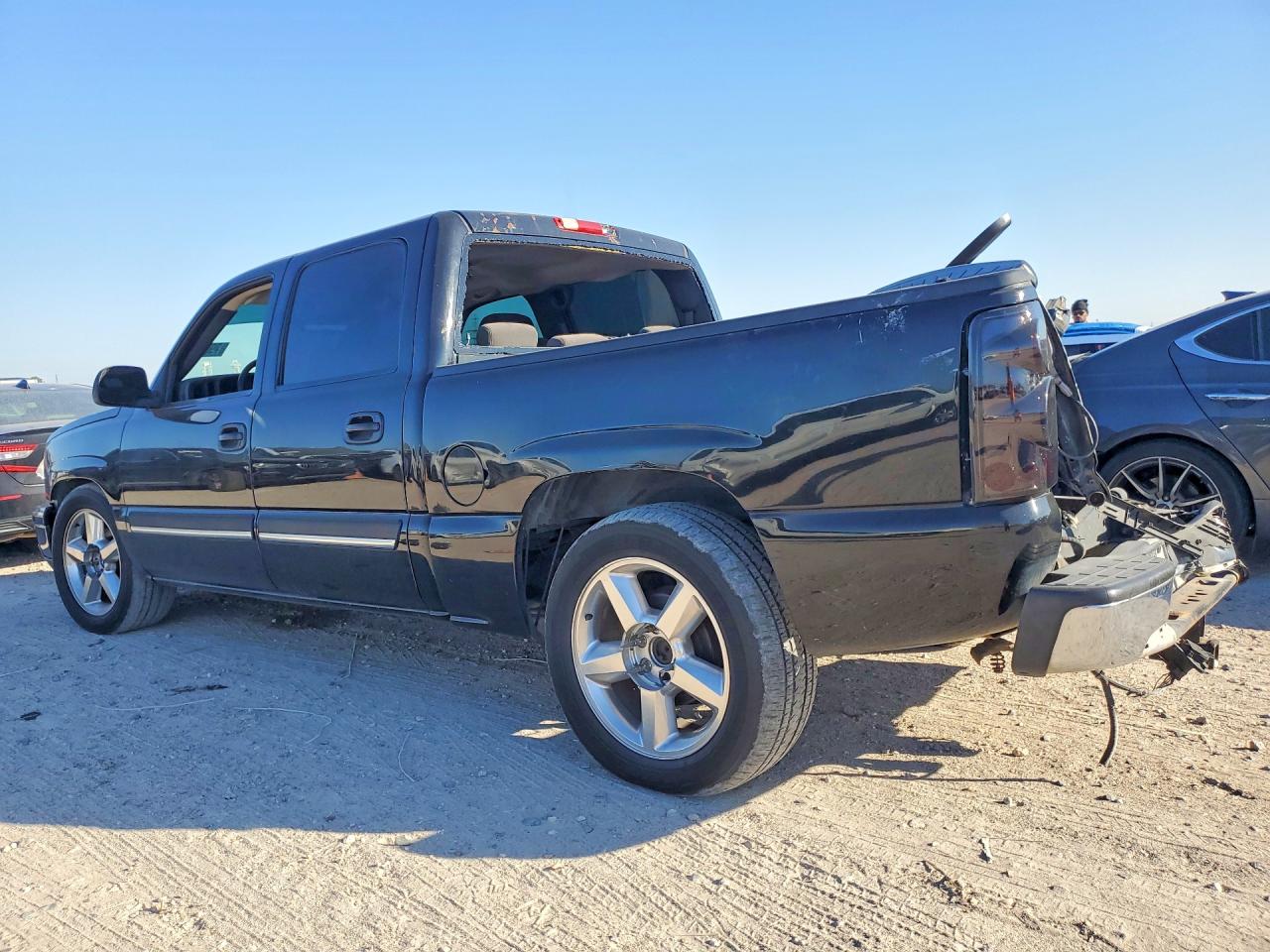 2006 CHEVROLET SILVERADO C1500 photo 4