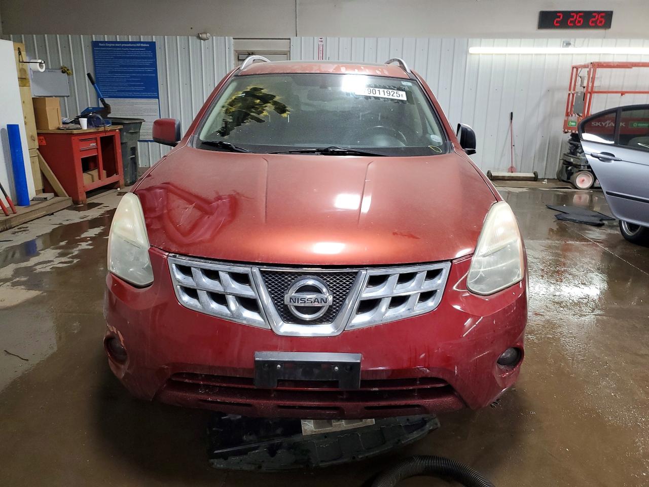 2011 NISSAN ROGUE S photo 9
