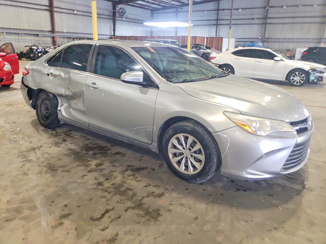 2017 TOYOTA CAMRY LE photo 7