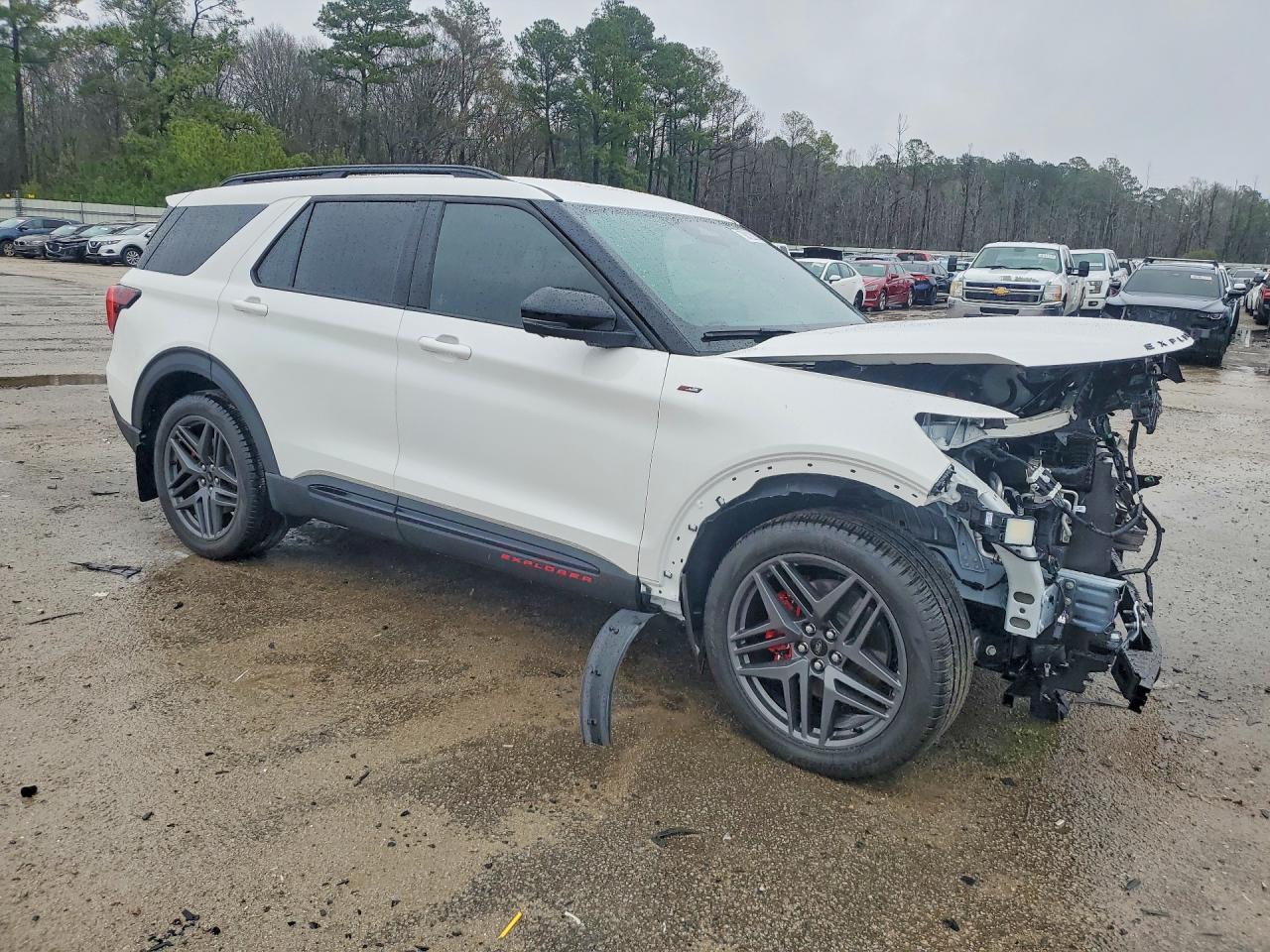 2025 FORD EXPLORER ST-LINE photo 7