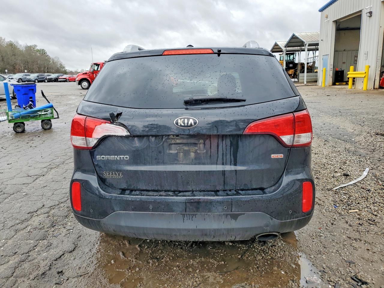 2015 KIA SORENTO LX photo 6