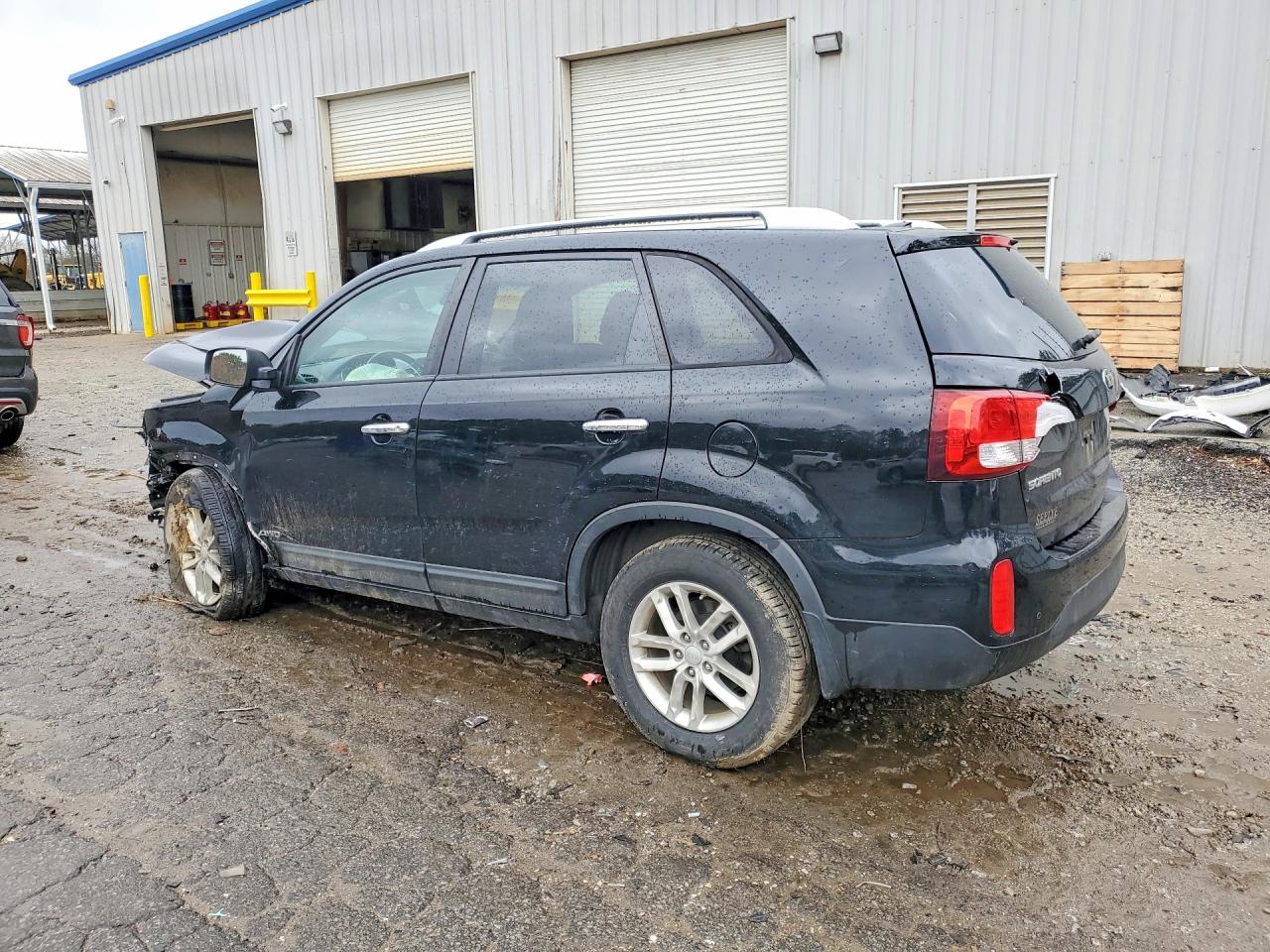 2015 KIA SORENTO LX photo 2