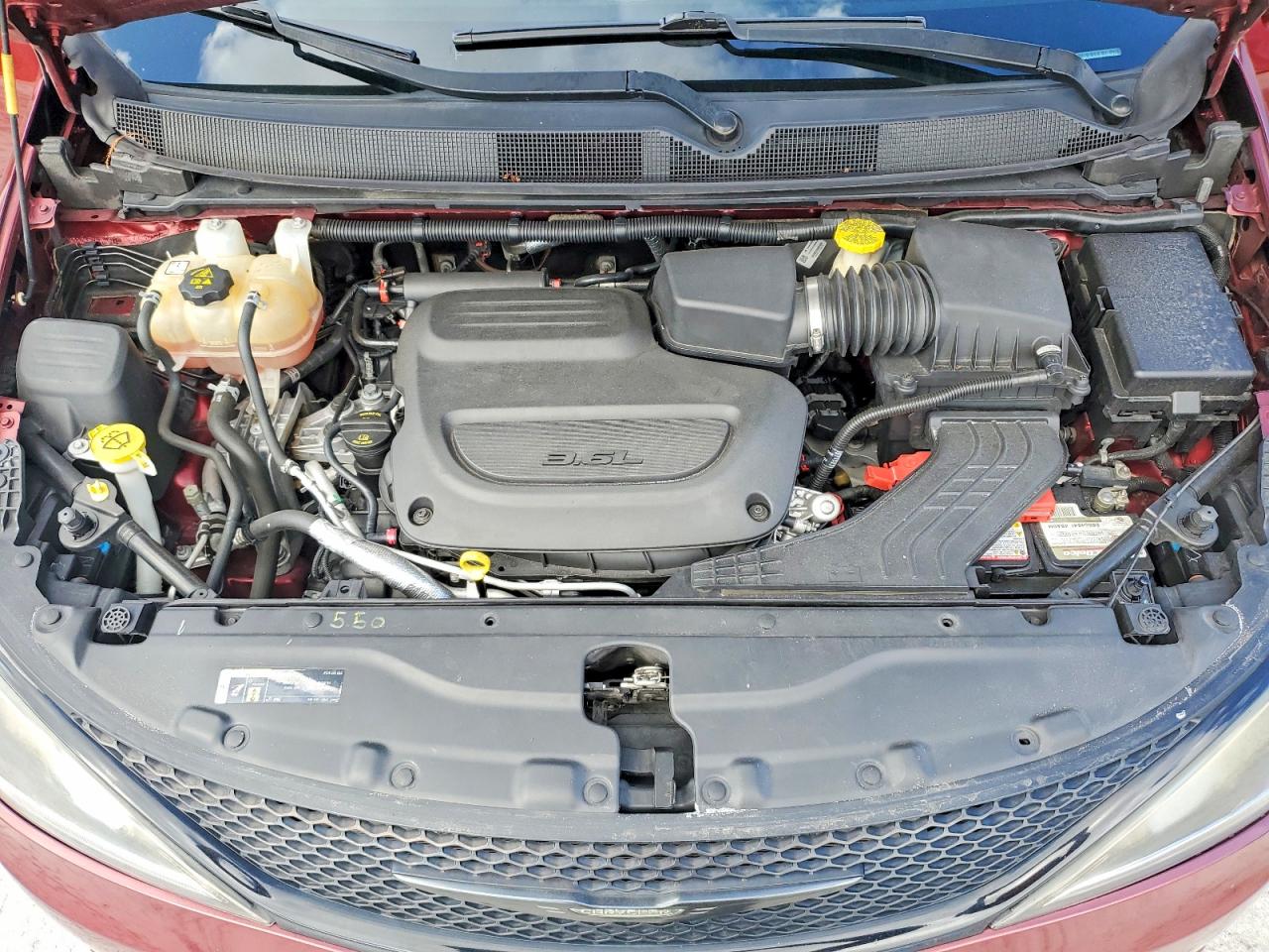 2019 CHRYSLER PACIFICA TOURING PLUS photo 34