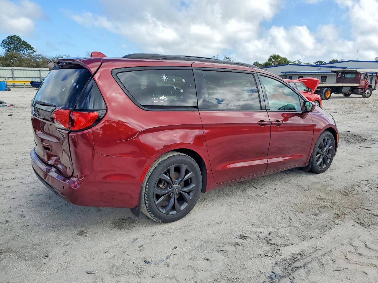 2019 CHRYSLER PACIFICA TOURING PLUS photo 7