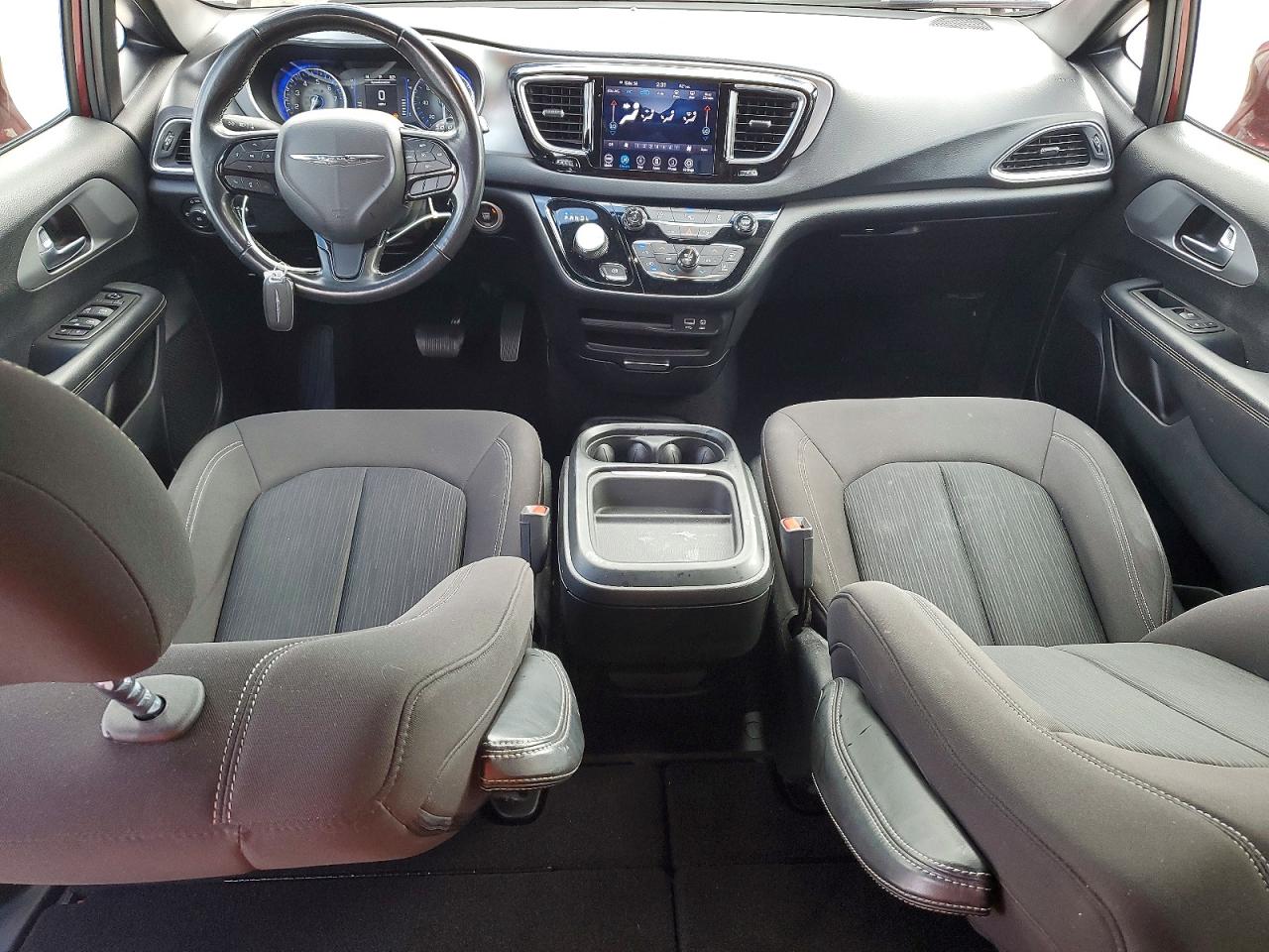 2019 CHRYSLER PACIFICA TOURING PLUS photo 22
