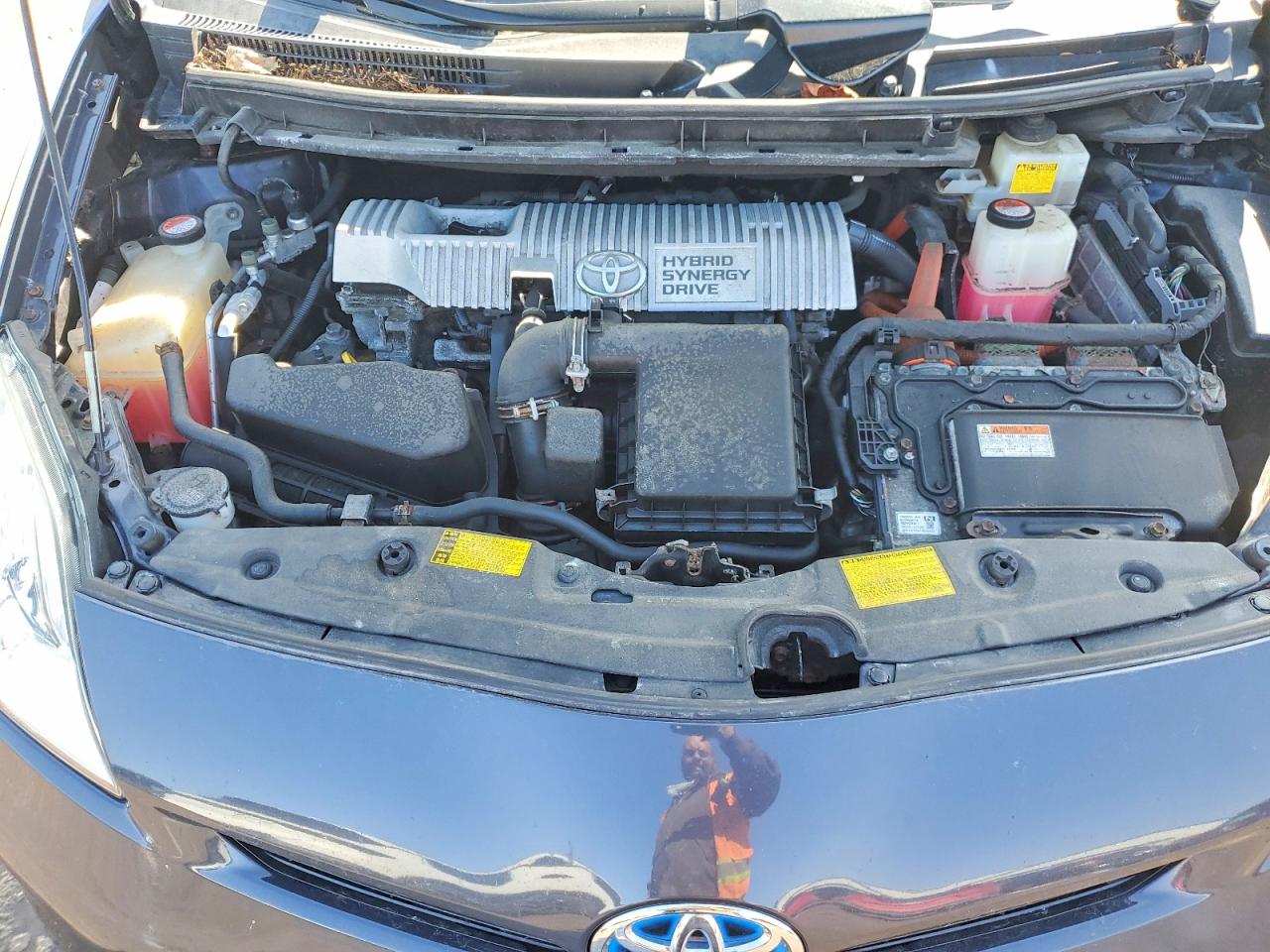 2014 TOYOTA PRIUS photo 11