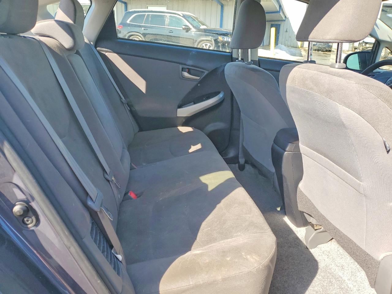 2014 TOYOTA PRIUS photo 10