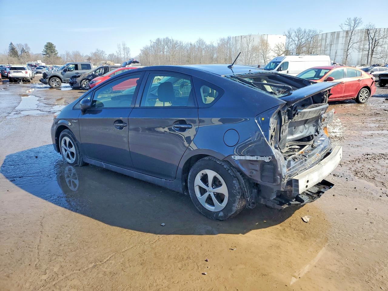 2014 TOYOTA PRIUS photo 2