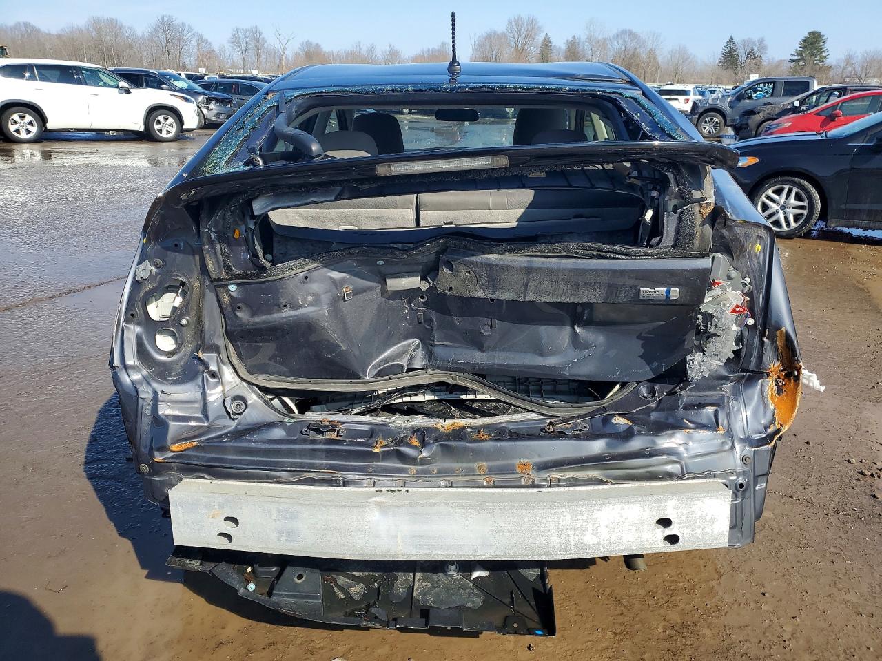 2014 TOYOTA PRIUS photo 6
