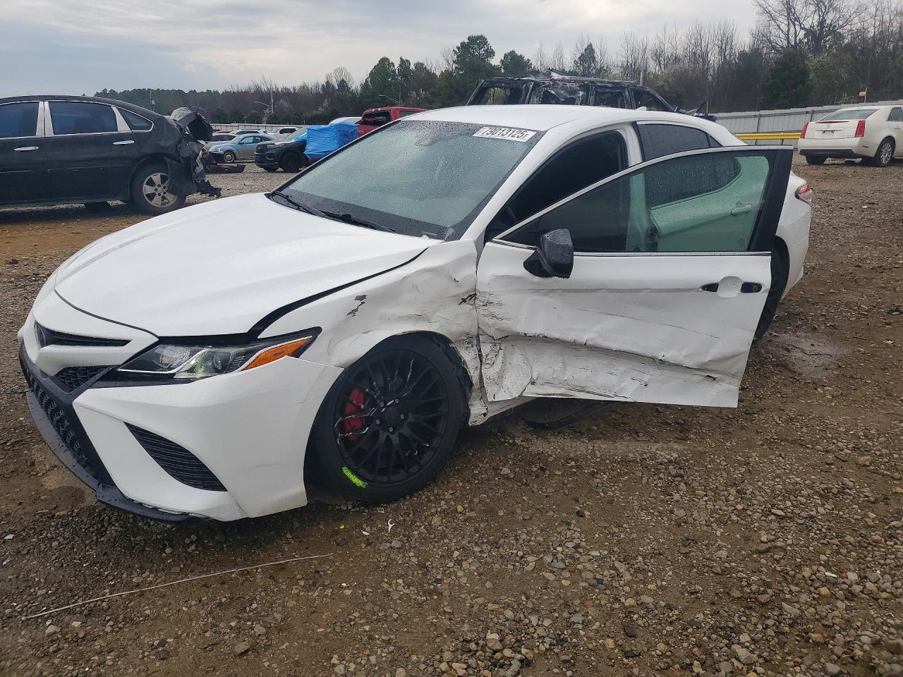 2020 TOYOTA CAMRY