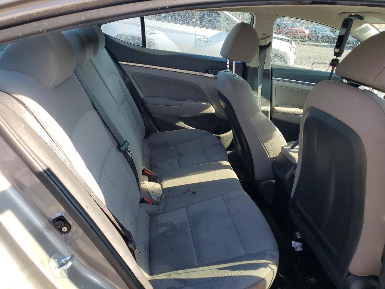 2020 HYUNDAI ELANTRA SEL photo 19