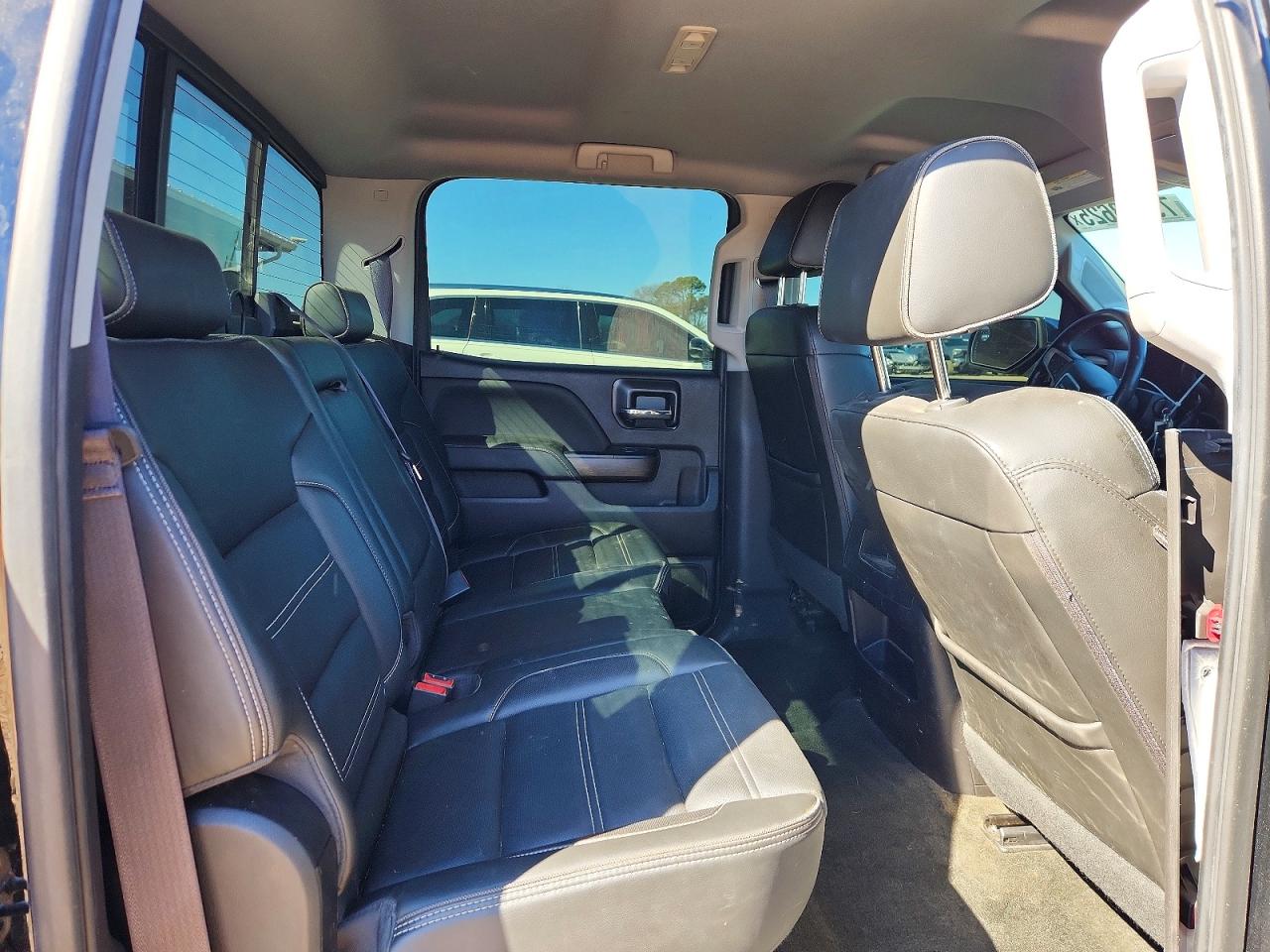 2017 GMC SIERRA K1500 DENALI photo 10