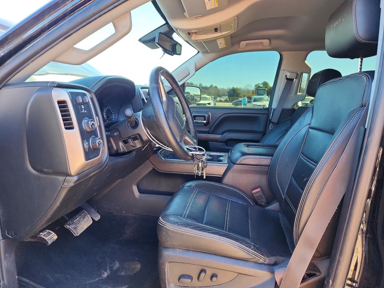2017 GMC SIERRA K1500 DENALI photo 7