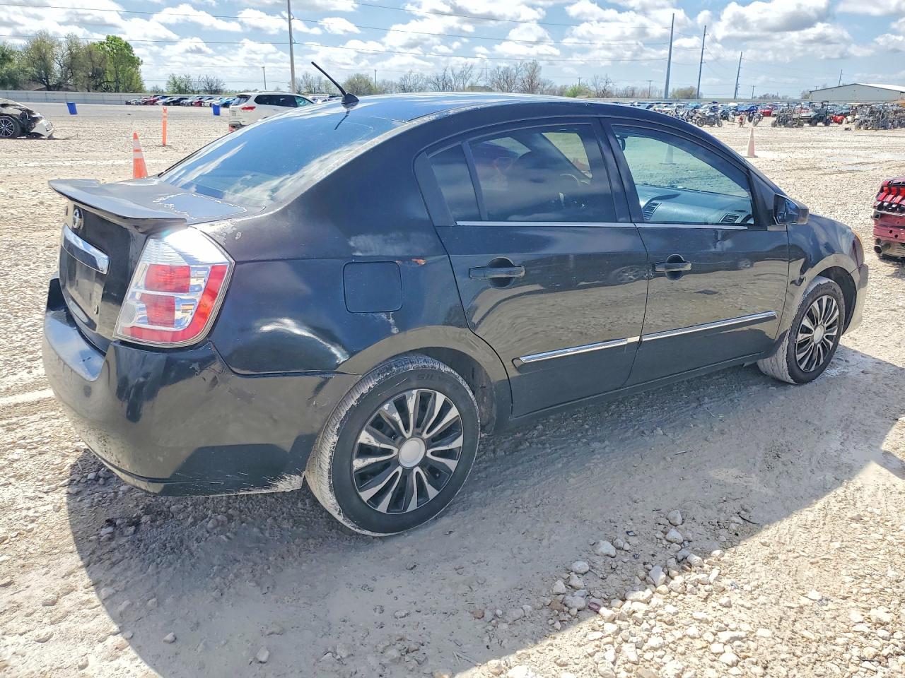 2011 NISSAN SENTRA 2.0 photo 3